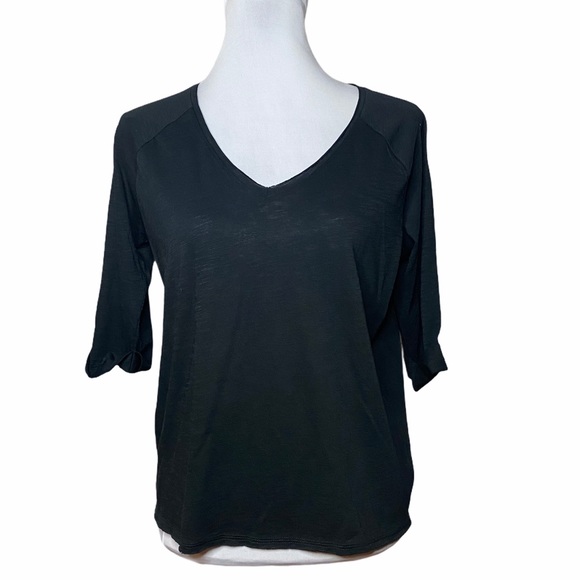 Sisley Black V Neck shirt